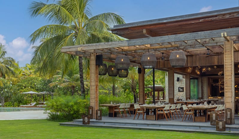 Waldorf Astoria Maldives_The Ledge_Day Shot Outdoor
